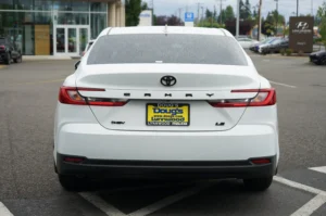 Used 2025 Toyota Camry LE for sale in Lynnwood, WA — photo 5