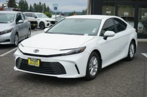 Used 2025 Toyota Camry LE for sale in Lynnwood, WA — photo 8