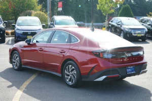 Used 2026 Hyundai SONATA HYBRID Blue for sale in Lynnwood, WA — photo 7