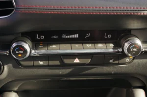 Used 2026 Mazda Mazda3 Hatchback 2.5 S Carbon Edition for sale in Lynnwood, WA — photo 25