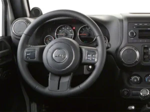 Used 2010 Jeep Wrangler Unlimited Rubicon for sale in Lynnwood, WA — photo 9
