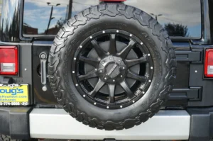 Used 2011 Jeep Wrangler Sahara for sale in Lynnwood, WA — photo 9