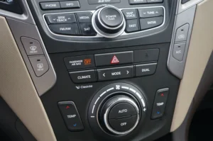 Used 2013 Hyundai SANTA FE SPORT 2.0L Turbo for sale in Lynnwood, WA — photo 24