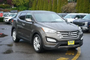 Used 2013 Hyundai SANTA FE SPORT 2.0L Turbo for sale in Lynnwood, WA — photo 4