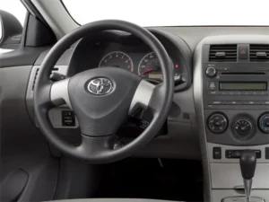 Used 2013 Toyota Corolla LE for sale in Lynnwood, WA — photo 6