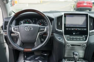 Used 2018 Toyota Land Cruiser Base for sale in Lynnwood, WA — photo 23