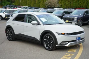 Used 2024 Hyundai IONIQ 5 SE for sale in Lynnwood, WA — photo 4