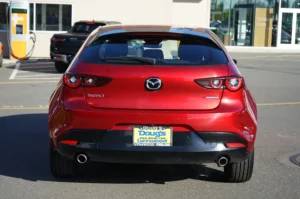 Used 2024 Mazda Mazda3 Hatchback 2.5 S Select Sport for sale in Lynnwood, WA — photo 4