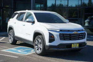 Used 2025 Chevrolet Equinox AWD LT for sale in Lynnwood, WA — photo 1
