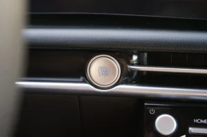 Used 2025 Hyundai SANTA CRUZ SEL for sale in Lynnwood, WA — photo 27