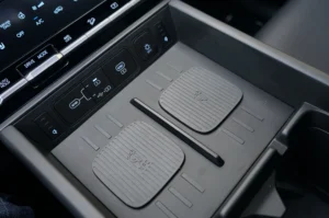 Used 2025 Hyundai SANTA FE HYBRID Calligraphy for sale in Lynnwood, WA — photo 23